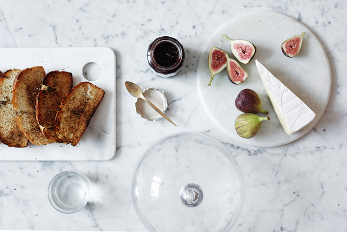 marblecuttingboardandcheeseplate_s