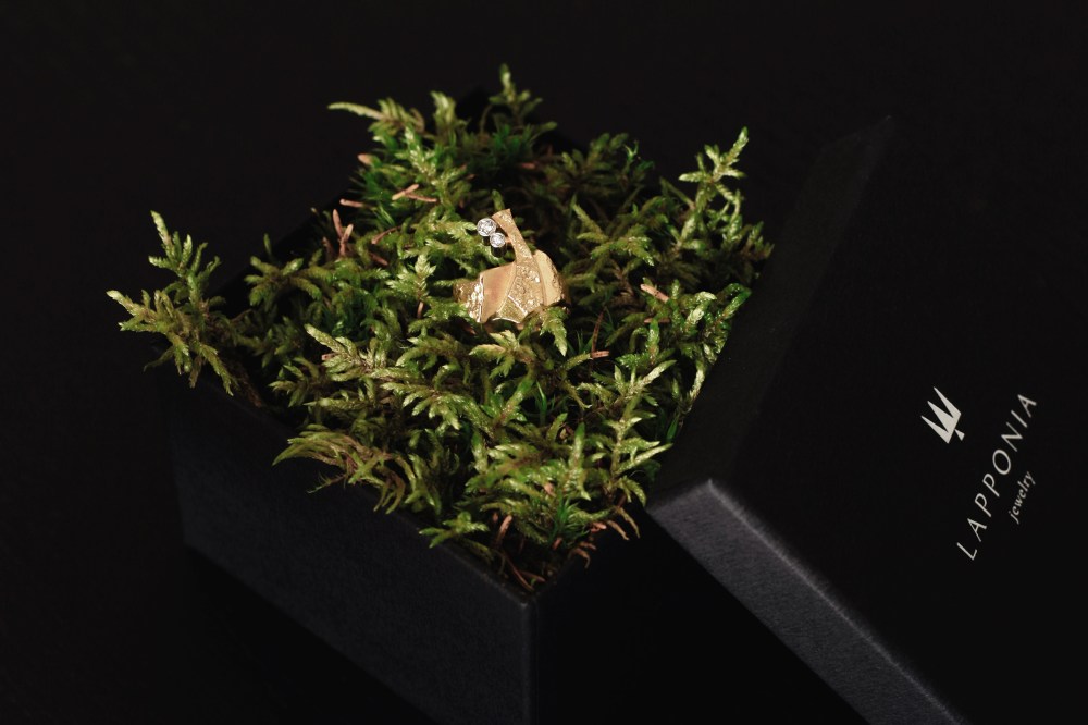 lapponia_kultasormus_1_soft_low